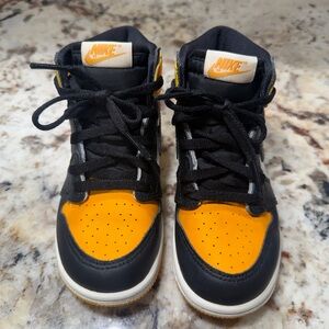 Nike Air Jordan 1 Retro OG High-Top lace kid Sneakers Taxi Black mustard yellow